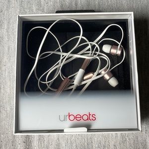 Beats earbuds